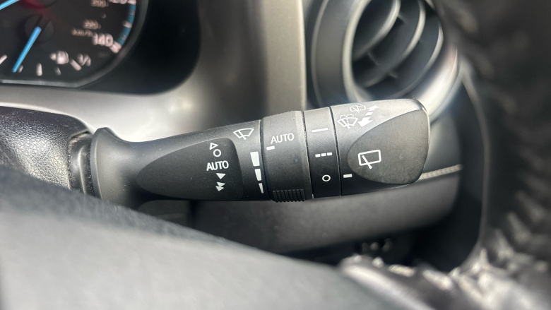 Toyota RAV4 2.5 VVT-i Hybrid Icon 5dr CVT Hybrid Estate